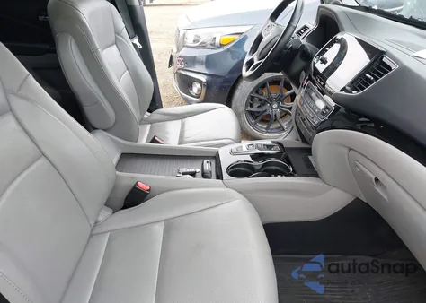 2019 Honda Pilot Elite из США, поврежденный, VIN 5FNYF6H01KB000991